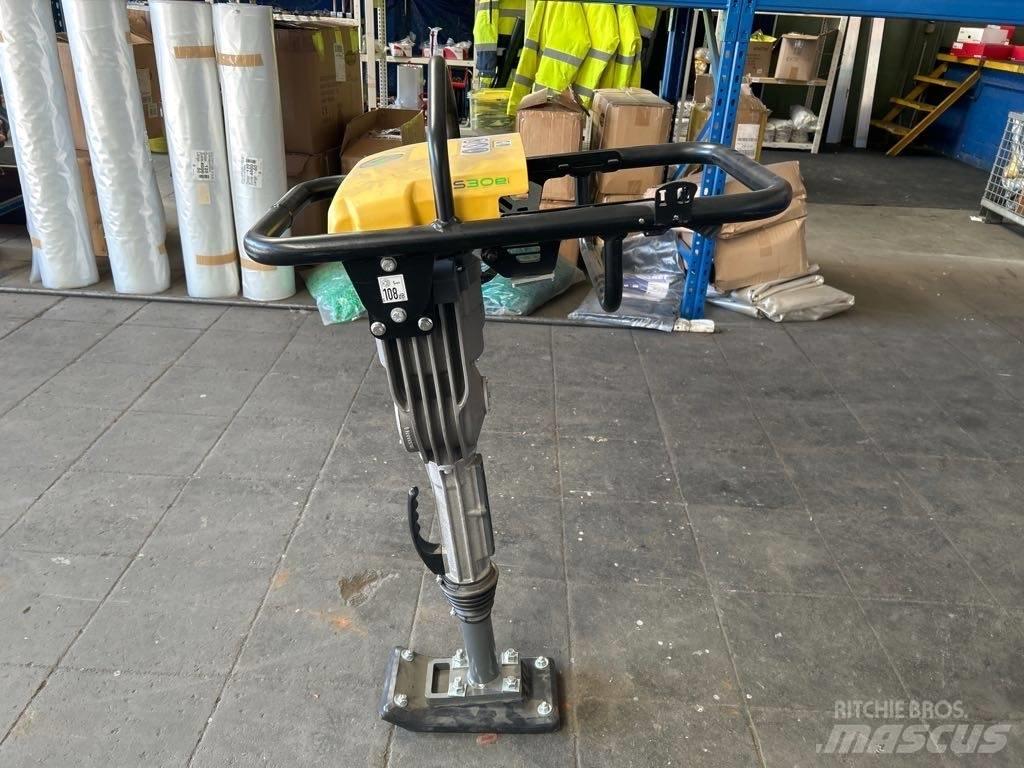 Wacker Neuson AS30e ِدَكات