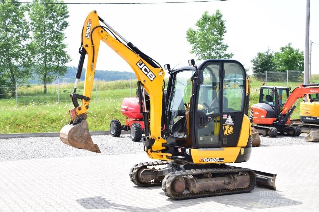 JCB 8026 CTS حفارات صغيرة أقل من 7 طن (حفارات صغيرة)