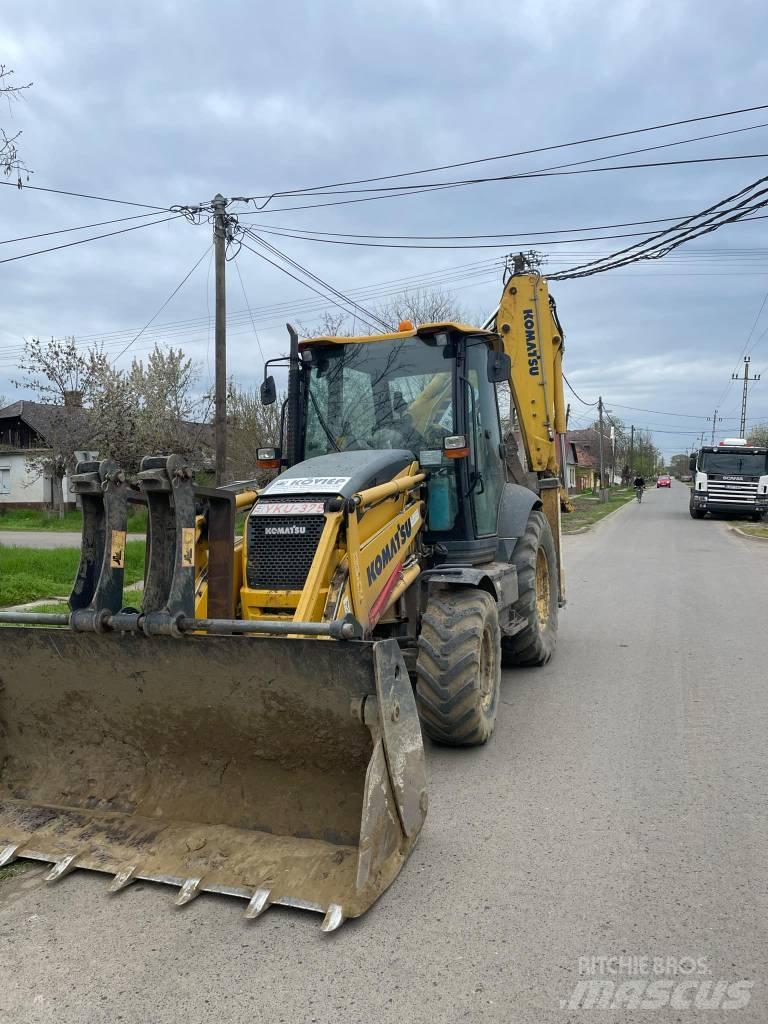 Komatsu WB 93 R-8 لوادر ذات جرافات عكسية