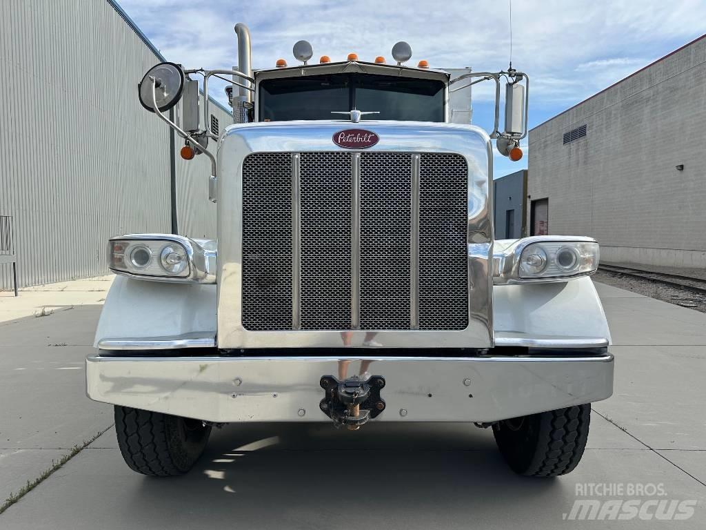 Kenworth 367 شاحنات قلابة