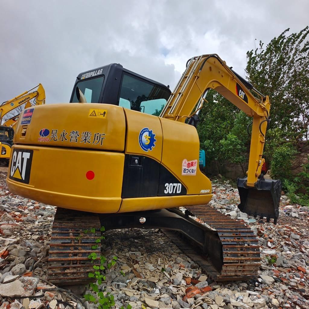 CAT 307 D حفارات وسط 7 طن - 12 طن