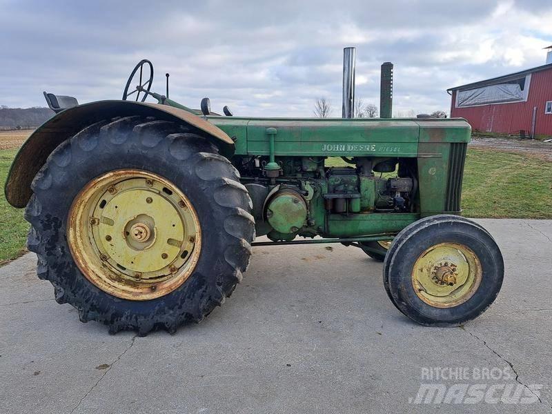 John Deere R Tractor الجرارات