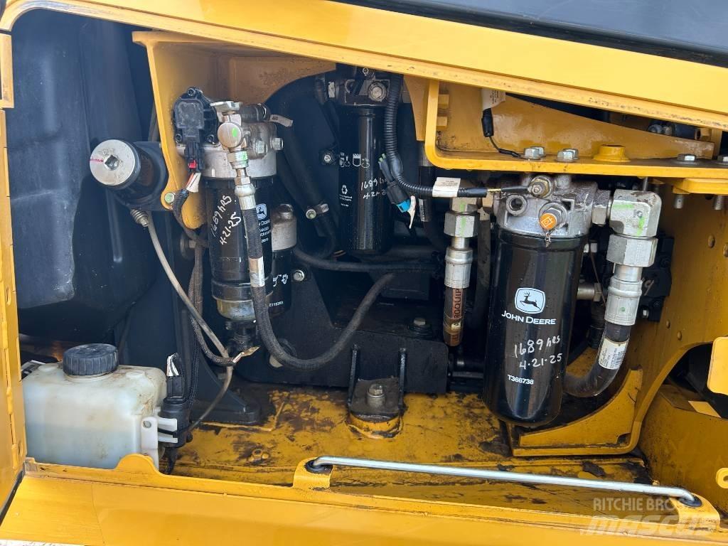 DEERE 650K LGP بلدوزرات مجنزرة