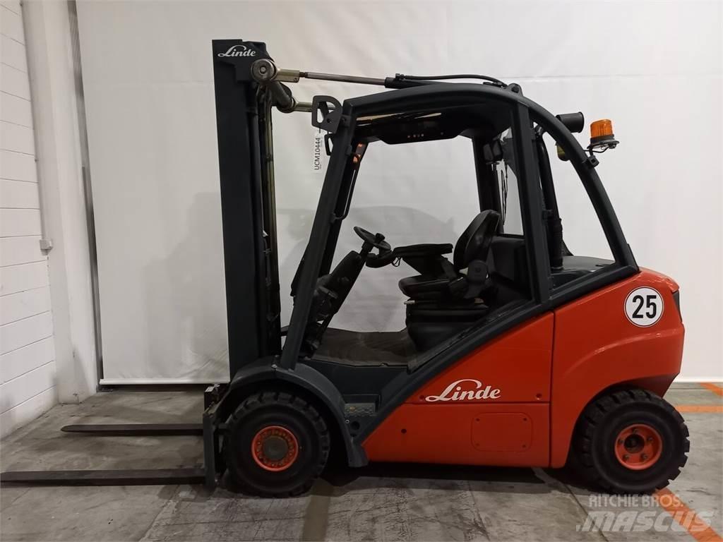 Linde H25D شاحنات الديزل