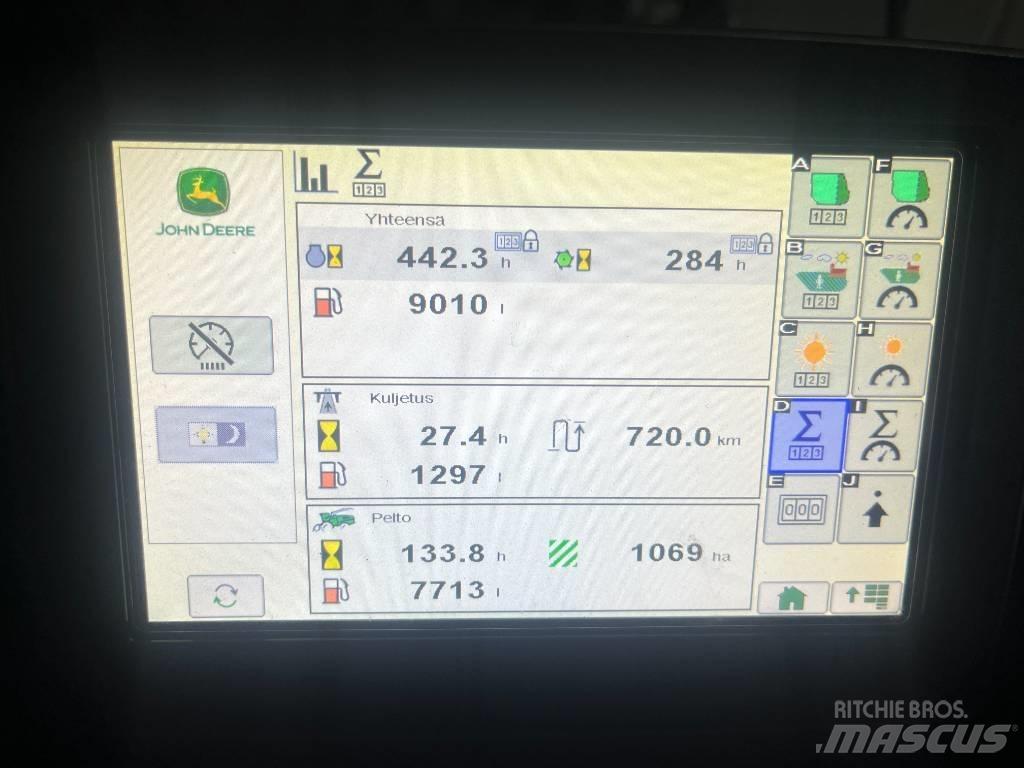 John Deere 9700i علافات ذاتية الدفع