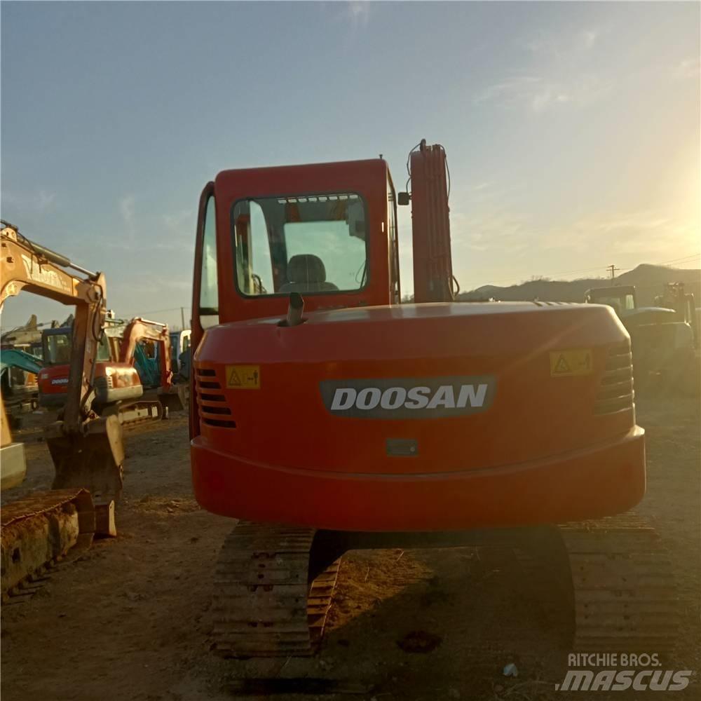 Doosan DH70 حفارات زحافة