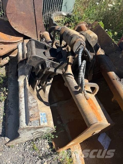 JCB 8085 حفارات وسط 7 طن - 12 طن