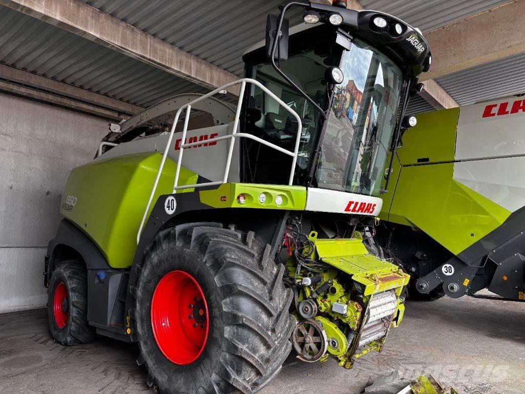 CLAAS Jaguar 850 علافات ذاتية الدفع