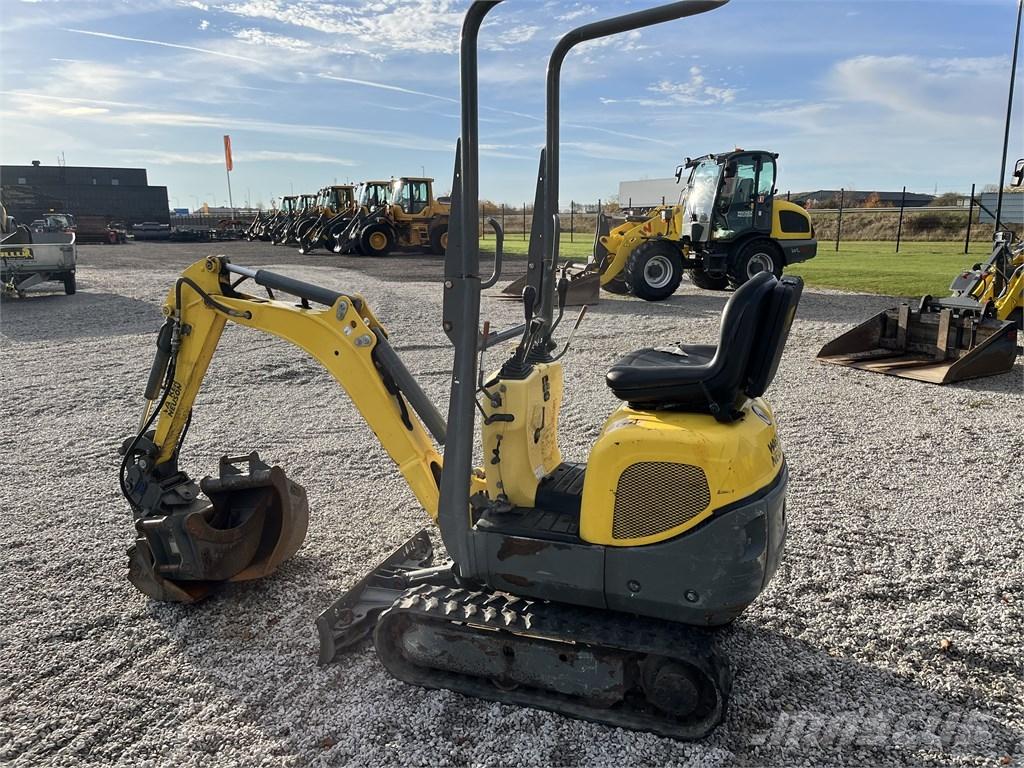 Wacker Neuson 803 حفارات صغيرة أقل من 7 طن (حفارات صغيرة)