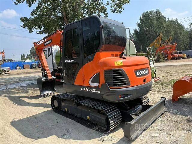 Doosan DX55 حفارات صغيرة أقل من 7 طن (حفارات صغيرة)