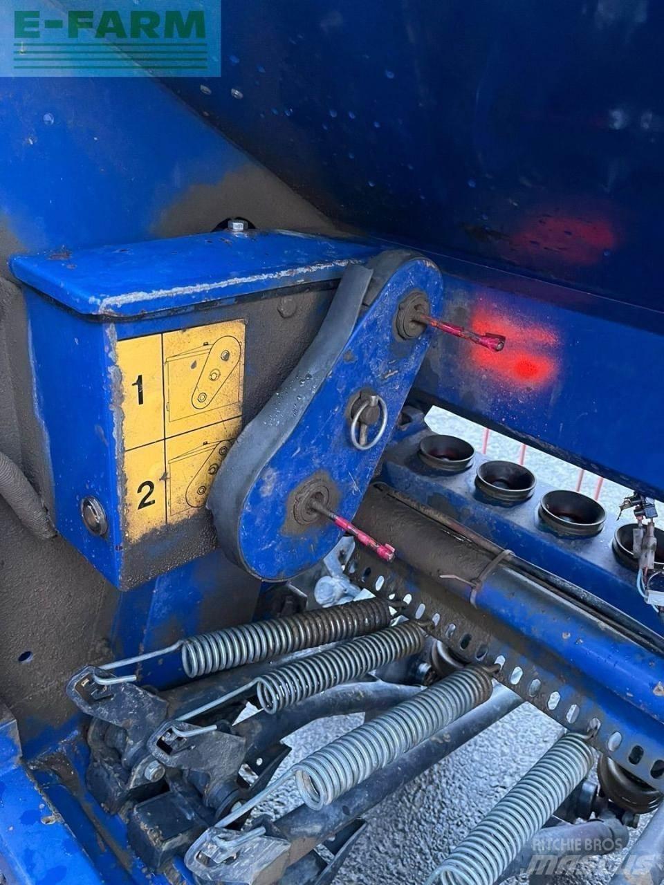 Howard HK 20 الكاسحات وقلابات التربة ذات المحركات