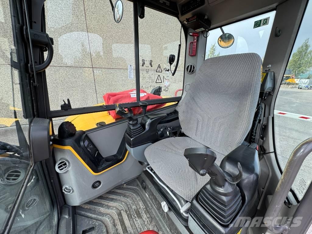 Volvo ECR 88 D حفارات وسط 7 طن - 12 طن