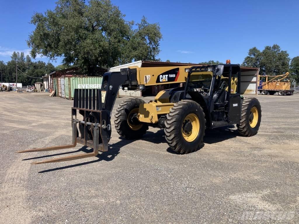 CAT TL 642 C مناولات متداخلة