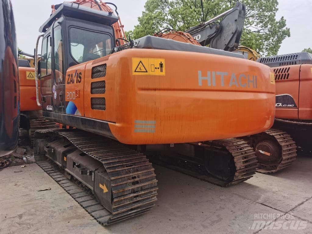 Hitachi ZX 200 حفارات زحافة