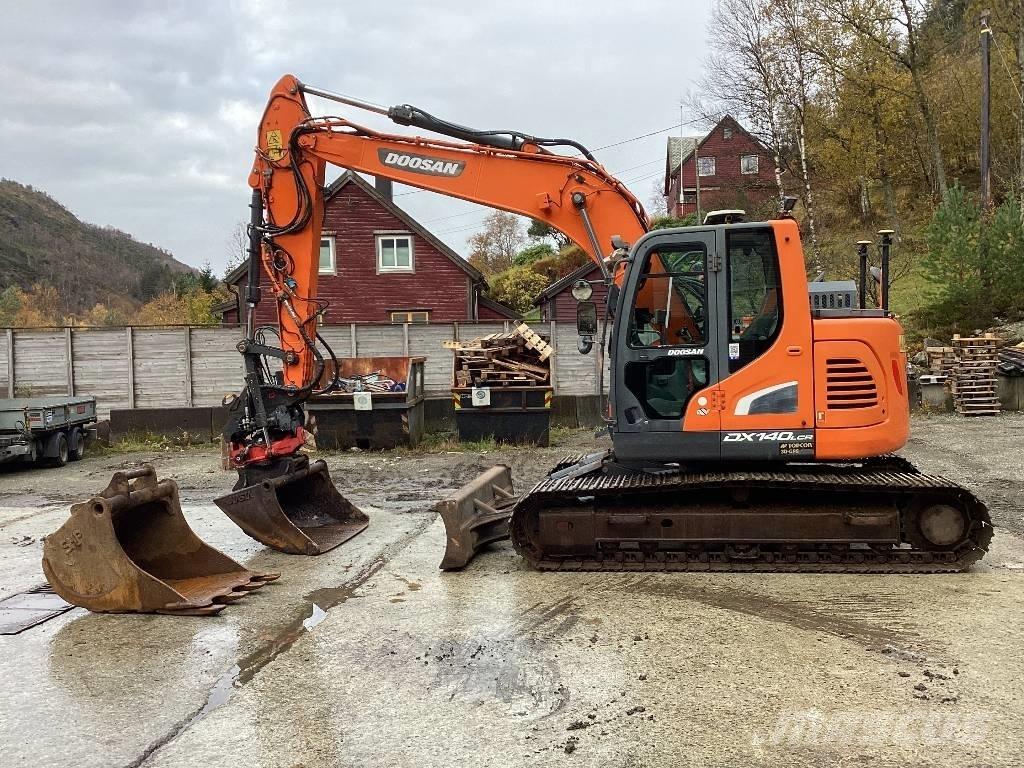 Doosan DX140LCR-5 حفارات زحافة