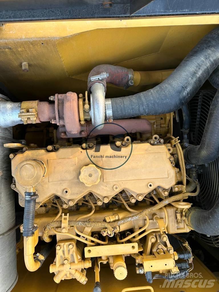 CAT 315 D حفارات زحافة