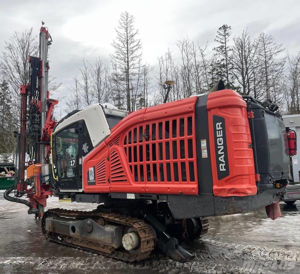 Sandvik DX800i معدات الثقب السطحي