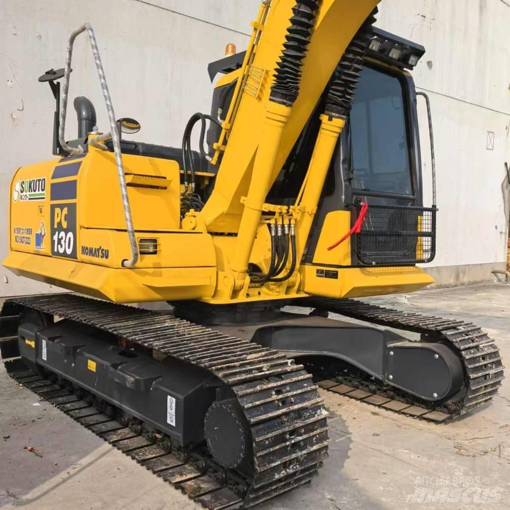 Komatsu PC 130 حفارات وسط 7 طن - 12 طن