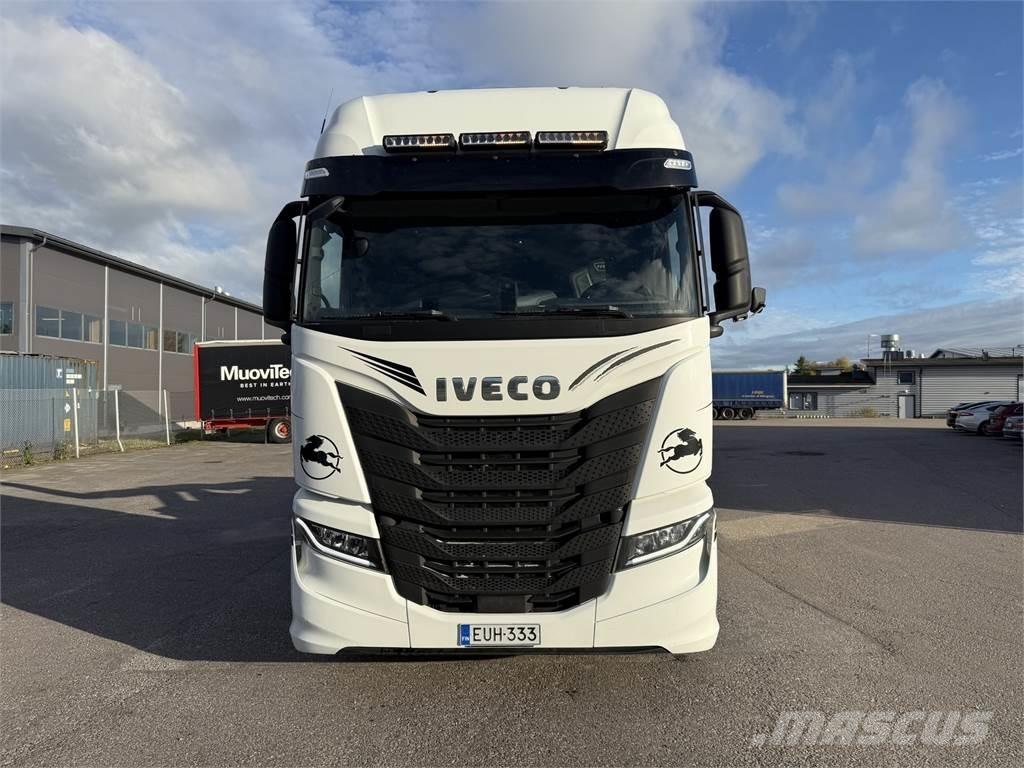 Iveco AS280 6X2 شاحنات الرافعات الخطافية