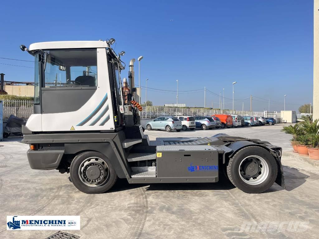 Terberg RT 223 جرارات صالات المطارات