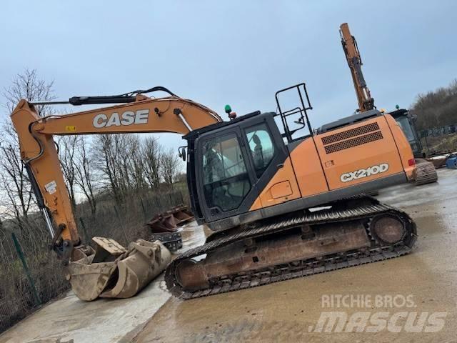 CASE CX 210 D حفارات زحافة