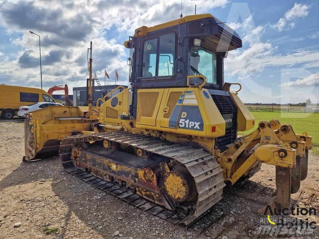 Komatsu D51PX-22 بلدوزرات مجنزرة