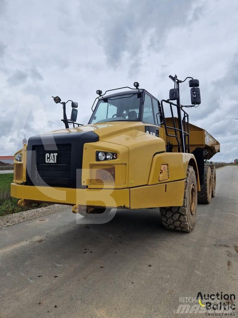CAT 735C ساحبات مفصلية