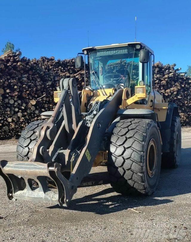 Volvo L110G لوادر بعجل