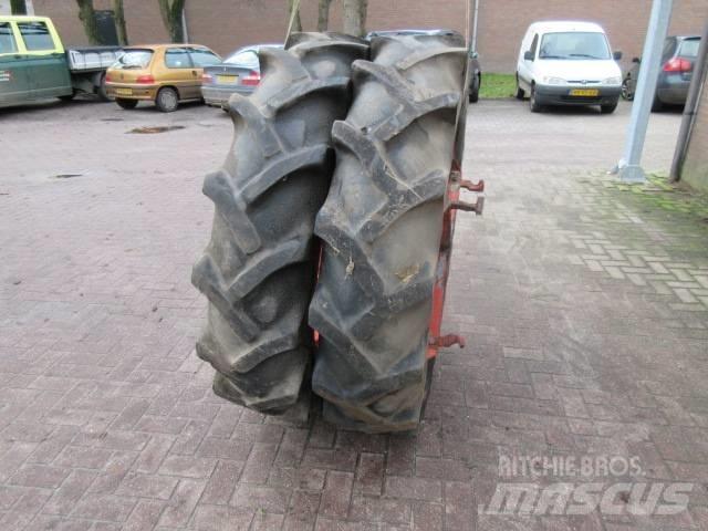 Goodyear 13.6/36 الإطارات والعجلات والحافات