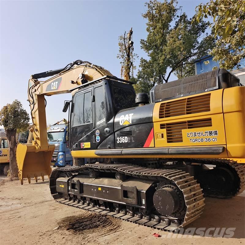 CAT 336 D2L حفارات زحافة