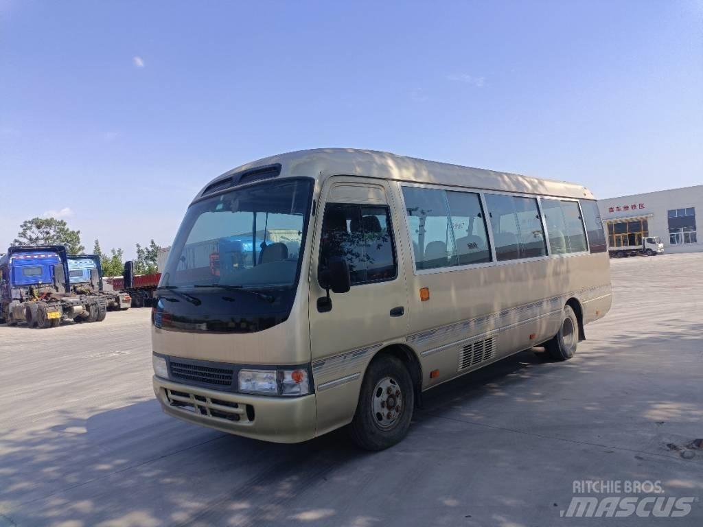 Toyota Coaster Bus حافلة صغيرة