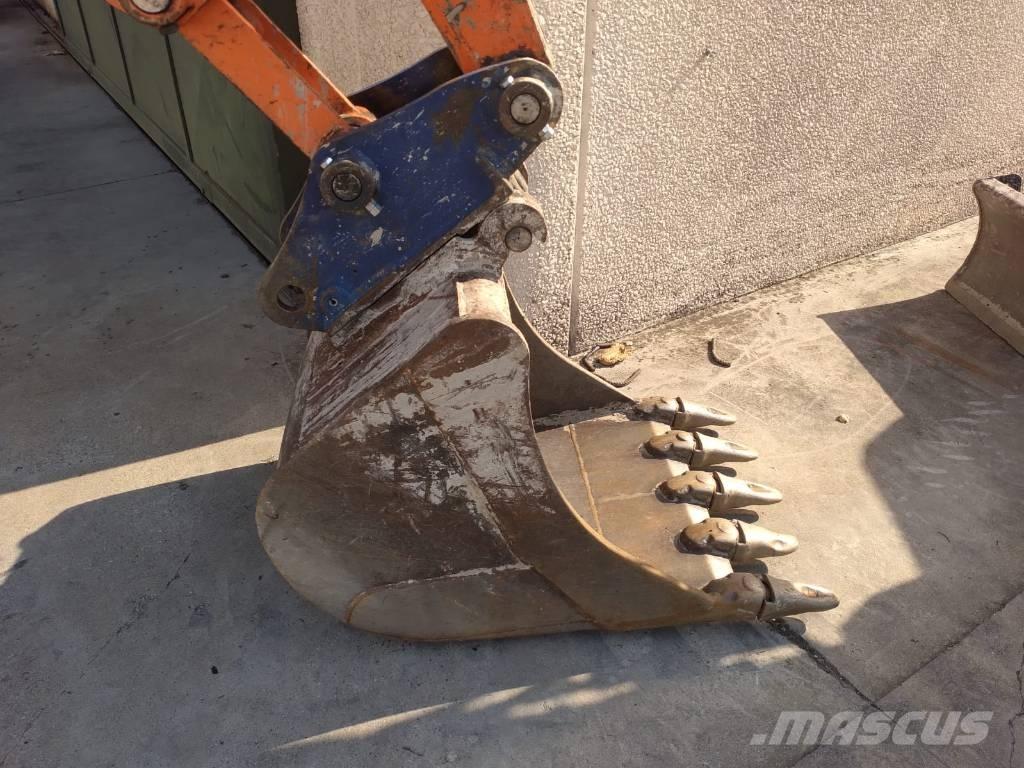 Doosan DX 85 R-3 حفارات وسط 7 طن - 12 طن