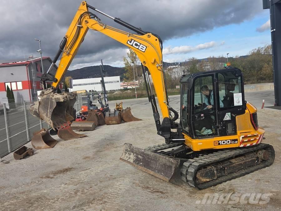 JCB 100 C-2 حفارات وسط 7 طن - 12 طن