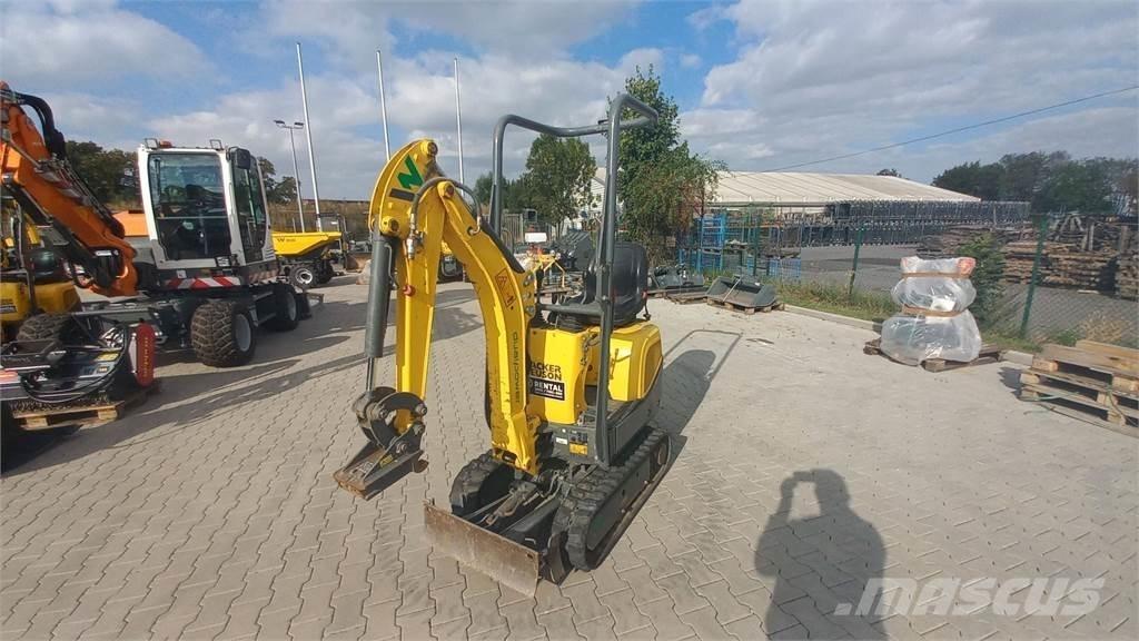 Wacker Neuson 803 حفارات زحافة