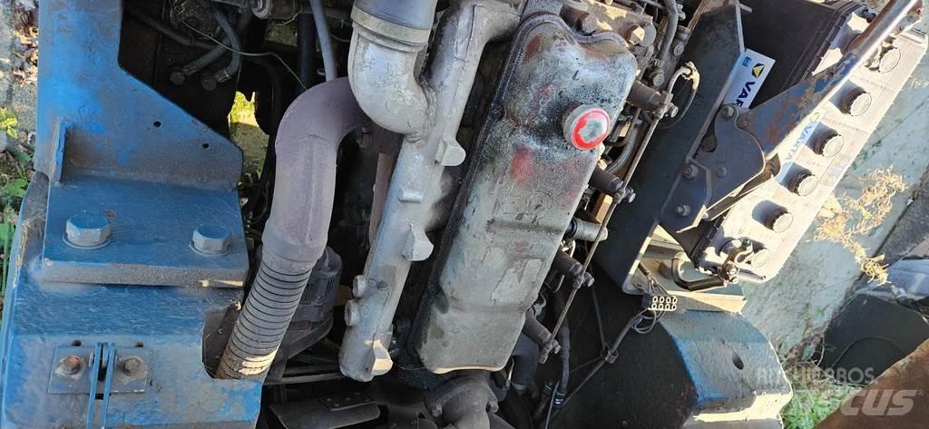 Clark 3 ton diesel شاحنات ذات رافعات شوكية - أخرى
