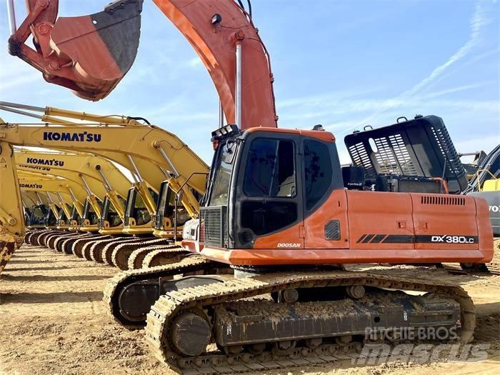 Doosan DX 380 LC حفارات زحافة