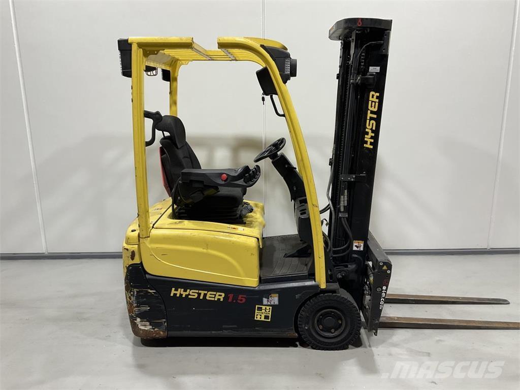 Hyster J1.5XNT شاحنات ذات رافعات شوكية تعمل بالكهرباء