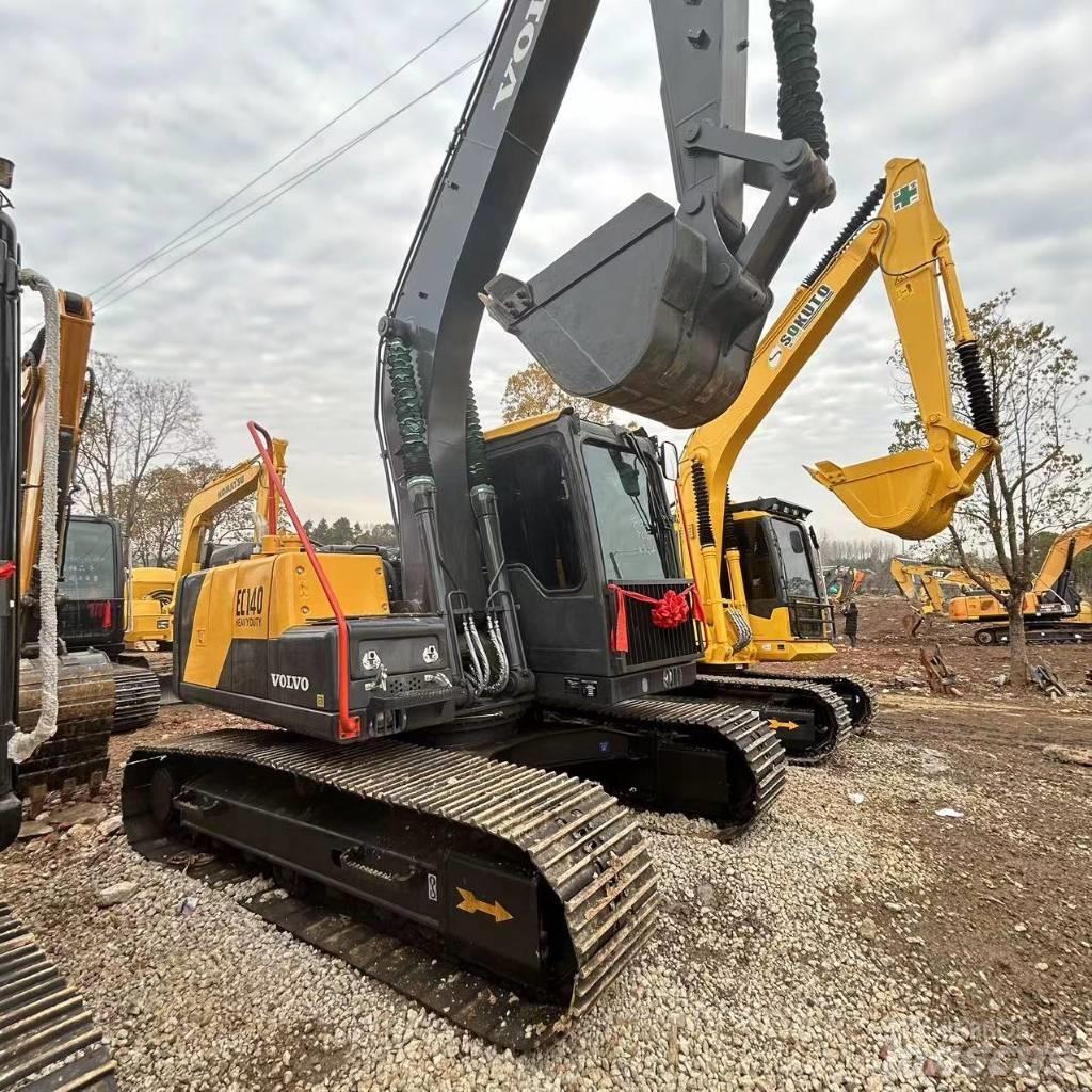 Volvo EC 140 DL حفارات زحافة