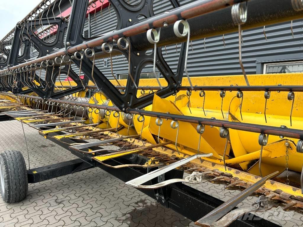New Holland CR 9080 حصادات