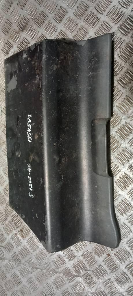 Scania 94 D.   1354594 كابينة والداخلية