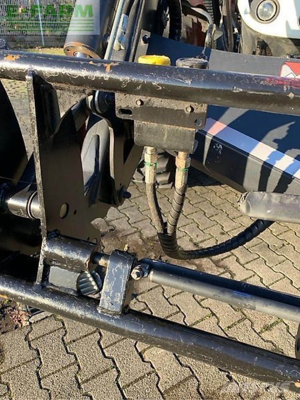 Steyr 6145 profi الجرارات