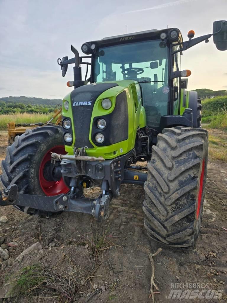 CLAAS Arion 460 الجرارات