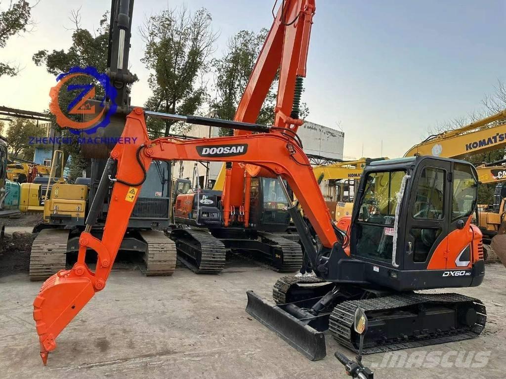 Doosan DX 60 حفارات صغيرة أقل من 7 طن (حفارات صغيرة)