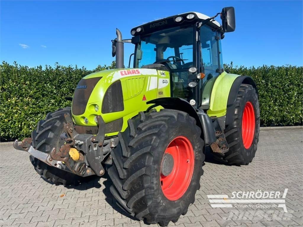 CLAAS ARION 640 الجرارات