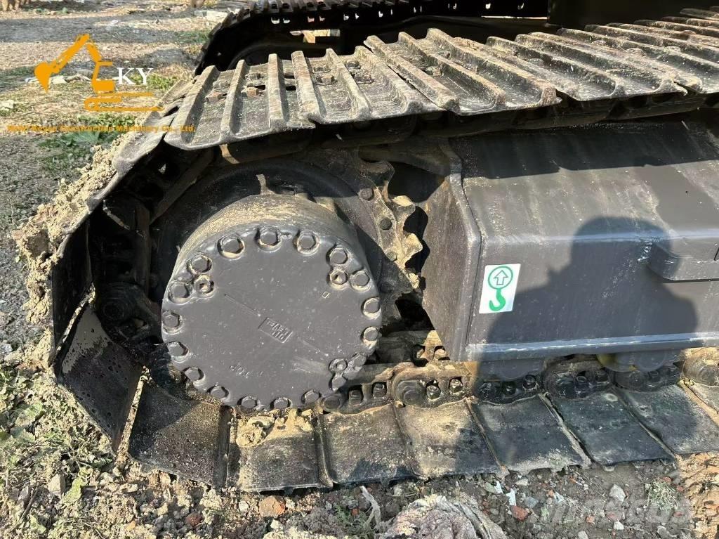 Komatsu PC 200 LC-7 حفارات زحافة