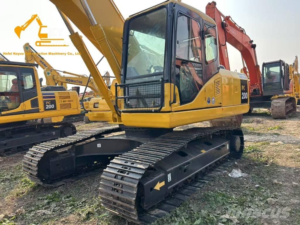 Komatsu PC 200 LC-7 حفارات زحافة