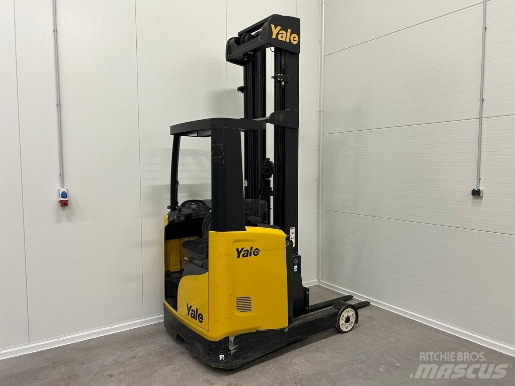 Yale MR 14 شاحنة مناولة