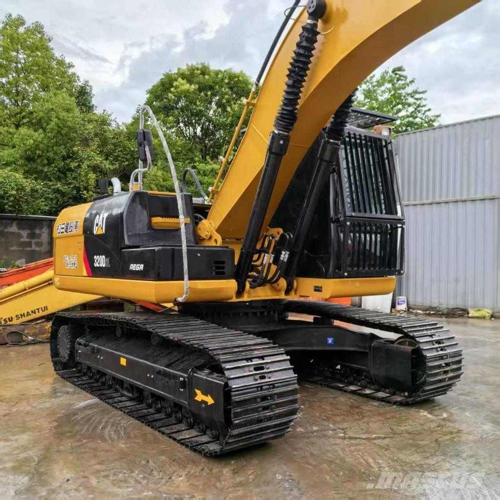 CAT 320D حفارات زحافة