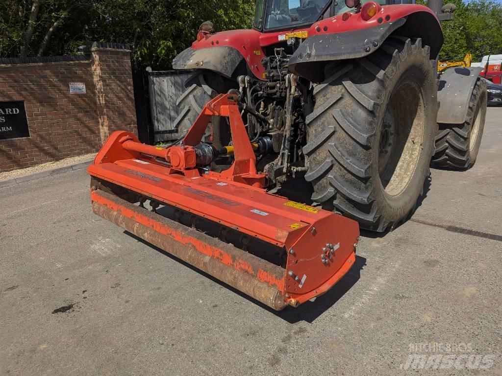 Kubota SE3230 جزازات