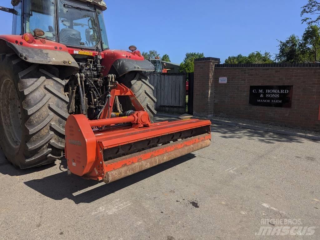 Kubota SE3230 جزازات